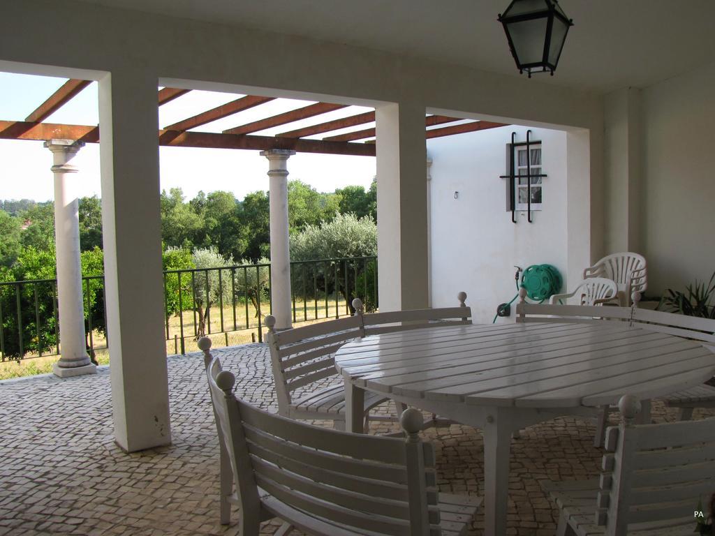Quinta Do Cerquito Villa เฟร์เรย์รา โด เซเซเร ภายนอก รูปภาพ