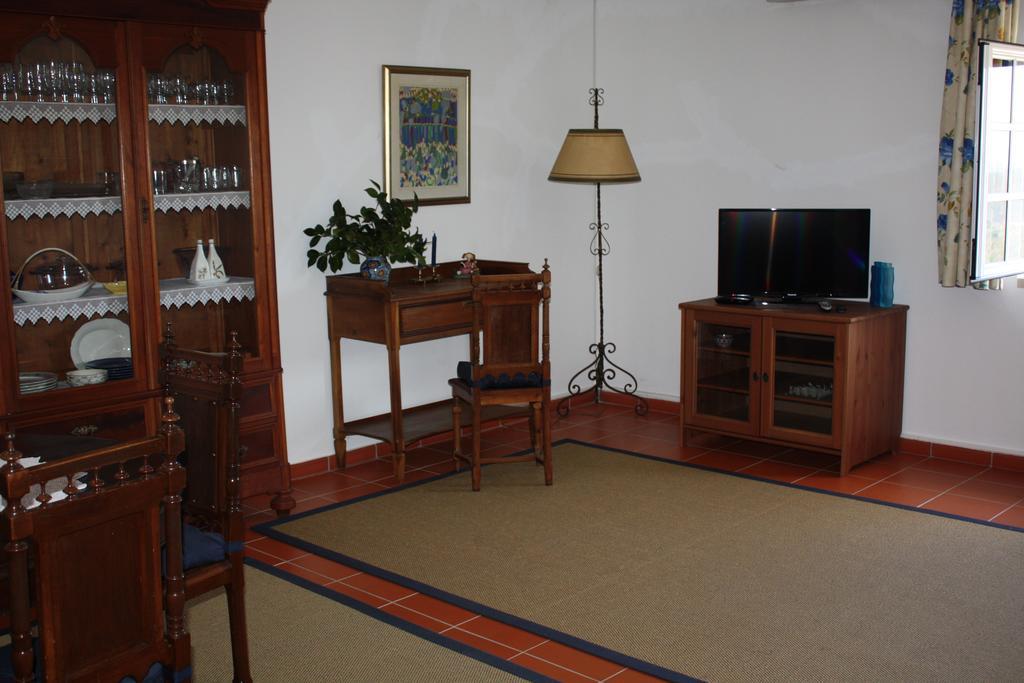 Quinta Do Cerquito Villa เฟร์เรย์รา โด เซเซเร ภายนอก รูปภาพ